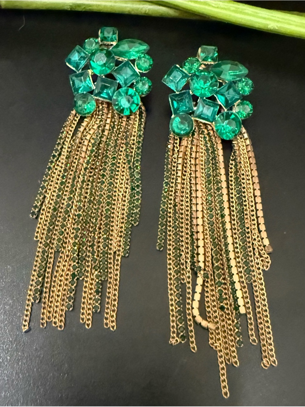 Elegant Emerald Green Cluster Rhinestones Fringe Tassel Statement Earrings